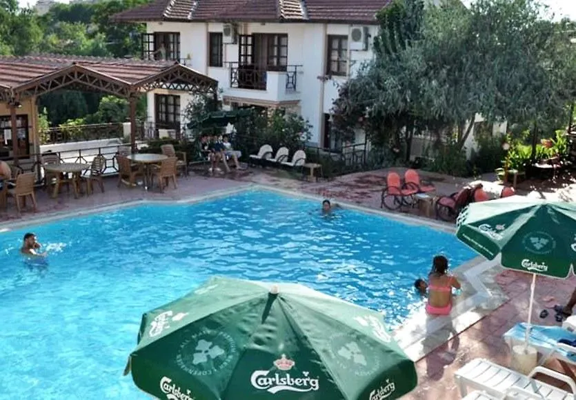 Pasha Apart Hotel 쿠사다시 아파트