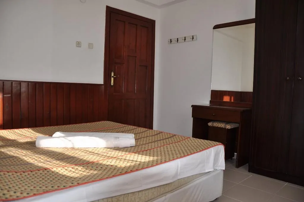 Pasha Apart Hotel 쿠사다시